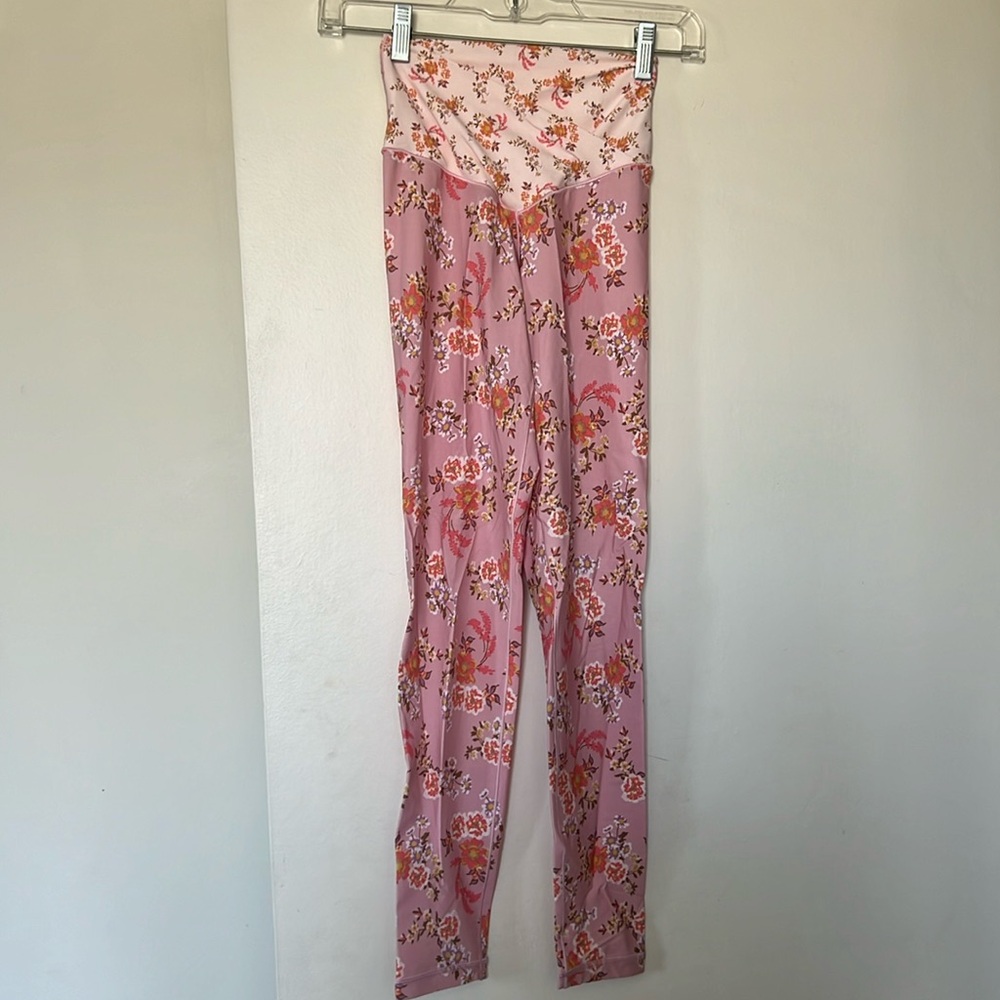 Aerie leggings!